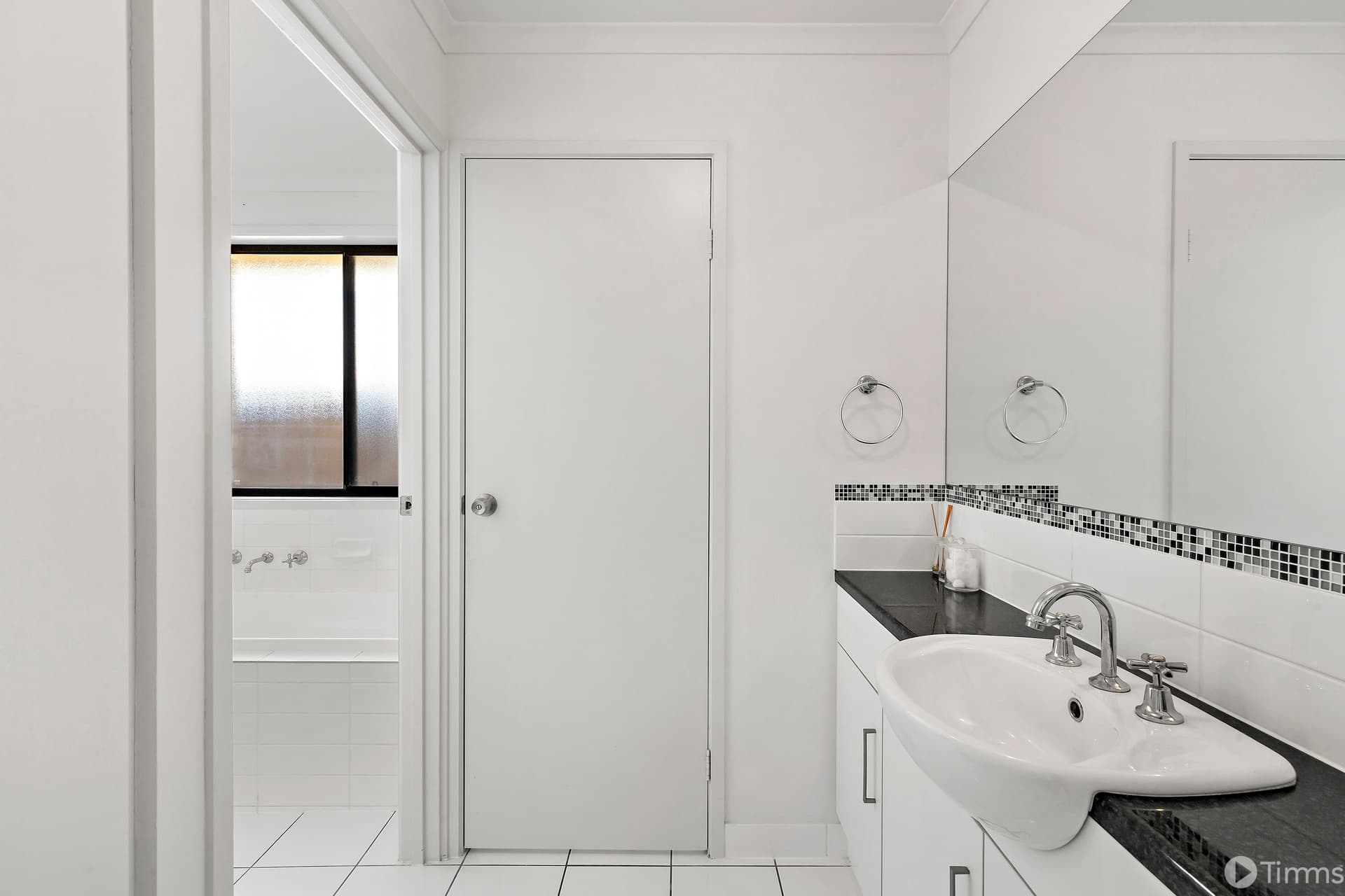 26 Buoy Crescent, Seaford Meadows - Thumbnail 7