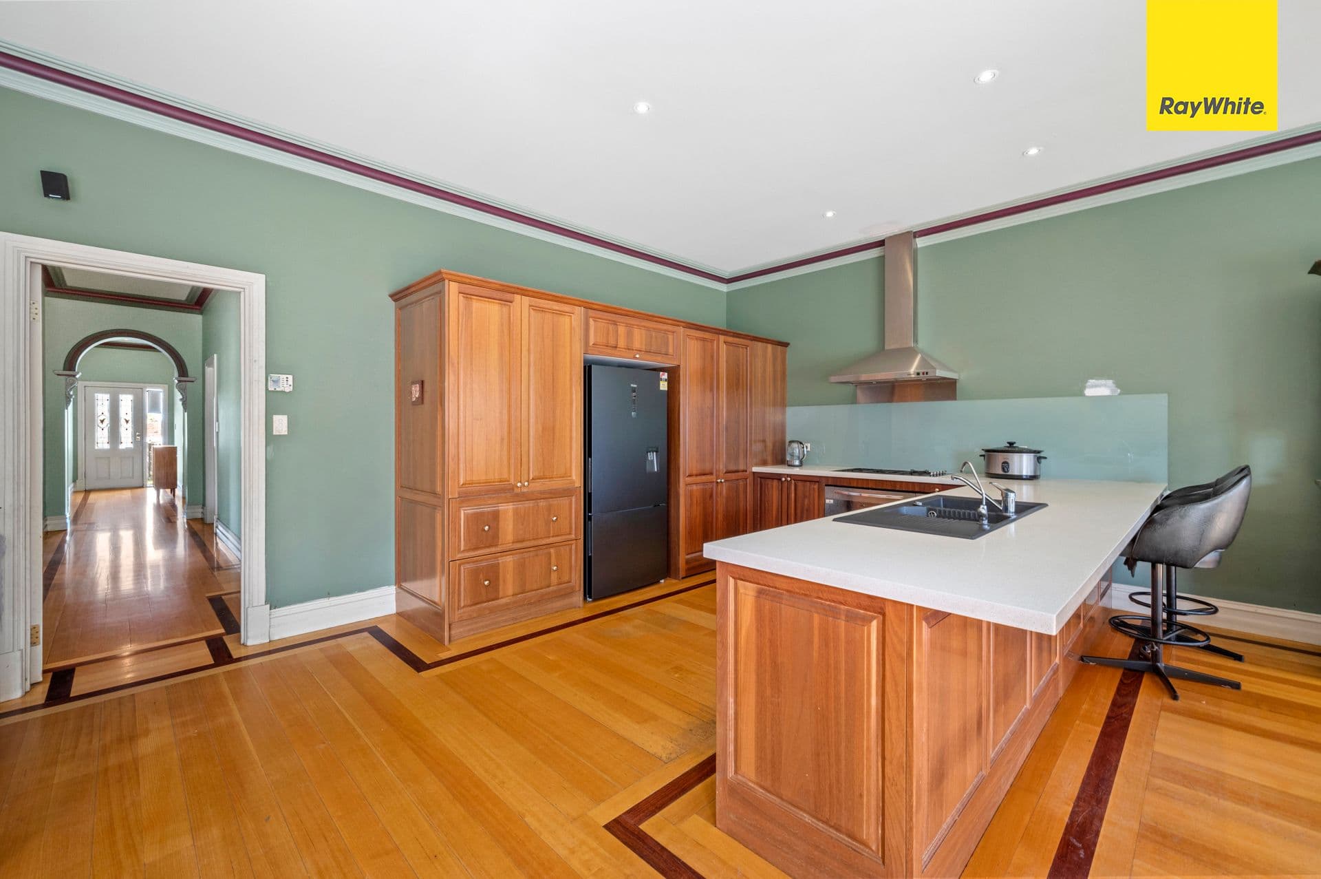 16 Ruthven Street, Sunbury VIC 3429, Sunbury - Thumbnail 6