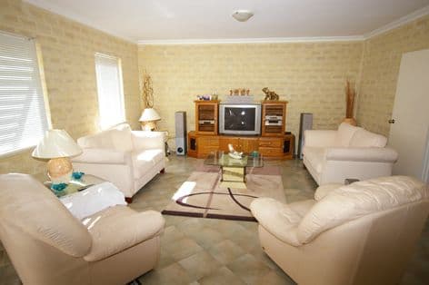 31A Tuckfield Way, NOLLAMARA WA 6061, Nollamara - Thumbnail 4