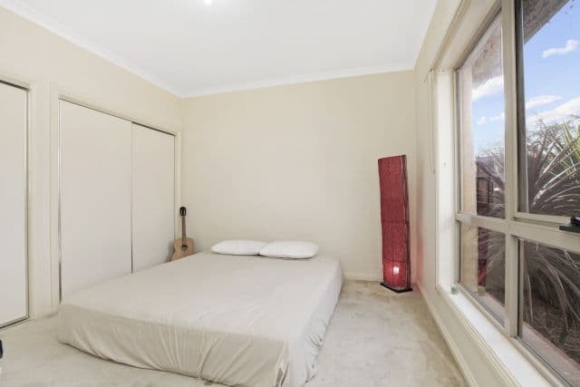 6 Smith Street, Reservoir VIC 3073, Reservoir - Thumbnail 4