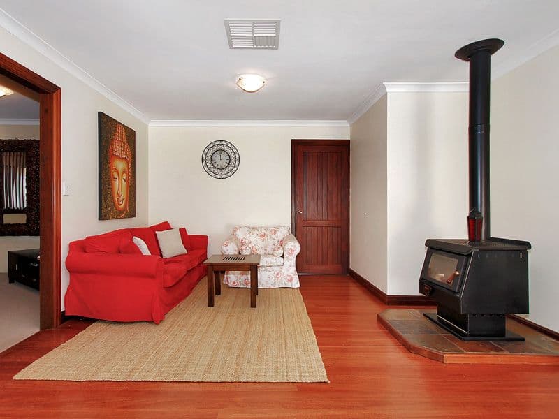18 Chisholm Circle, SEVILLE GROVE WA 6112, Seville Grove - Thumbnail 3