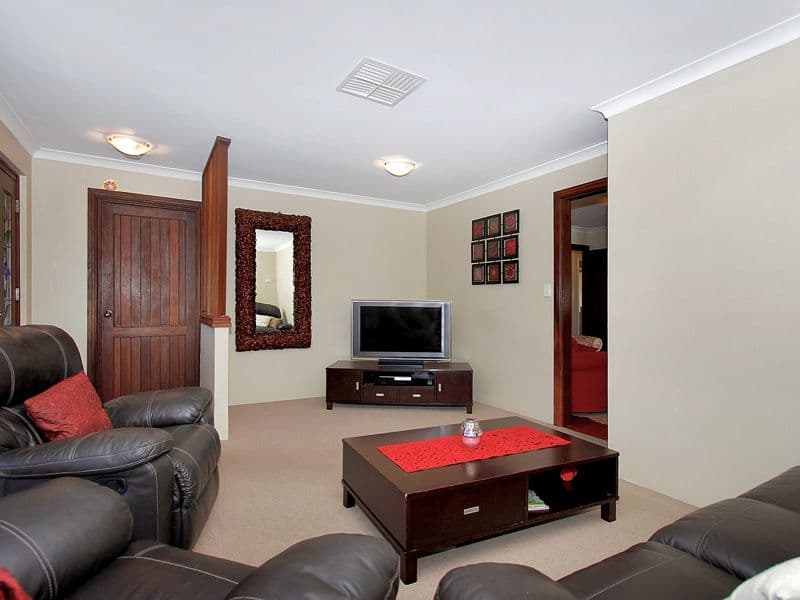 18 Chisholm Circle, SEVILLE GROVE WA 6112, Seville Grove - Thumbnail 7