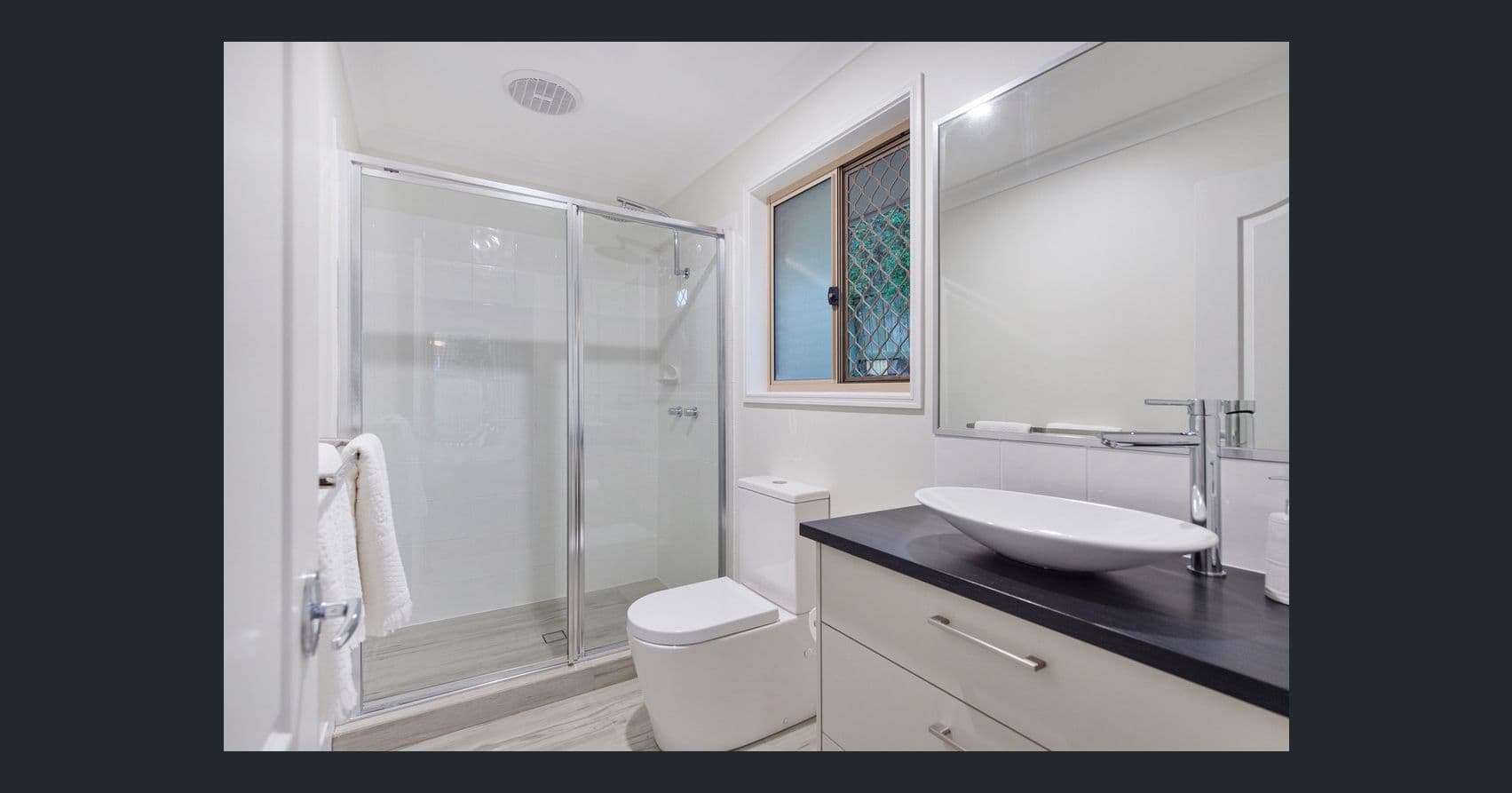 9 Carolyn Street, Upper Coomera QLD 4209, Upper Coomera - Thumbnail 2