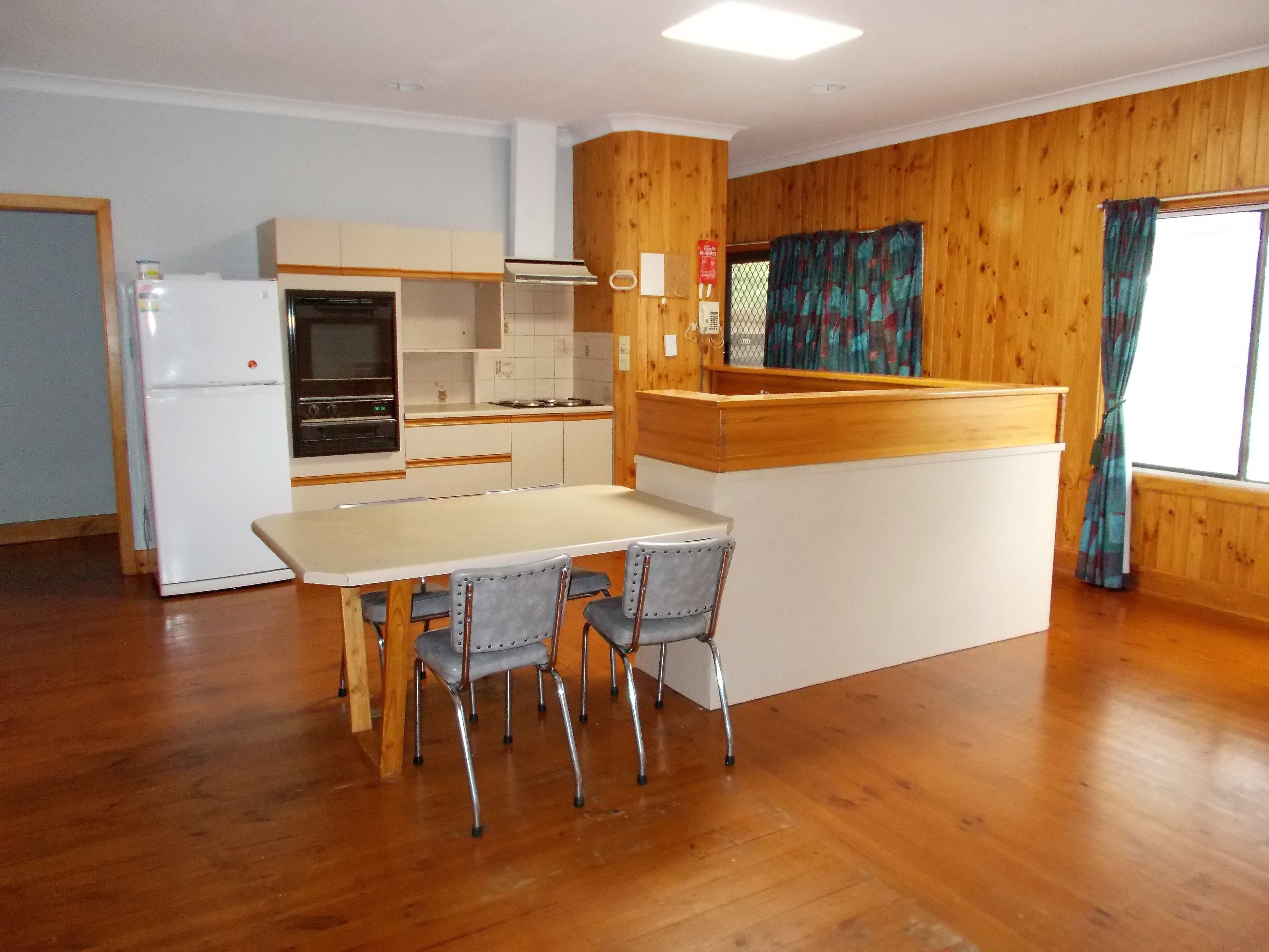 14 Dinning Terrace, Bordertown SA 5268, Bordertown - Thumbnail 2