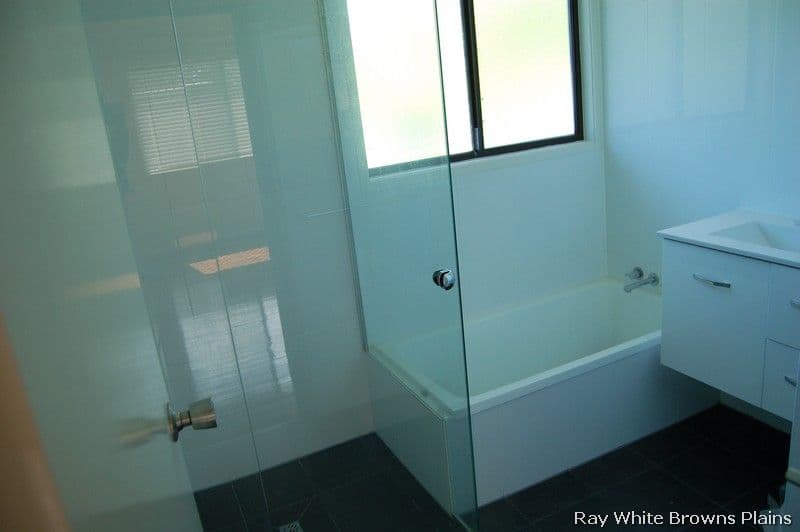 4 Glendale Street, Marsden QLD 4132, Marsden - Thumbnail 8