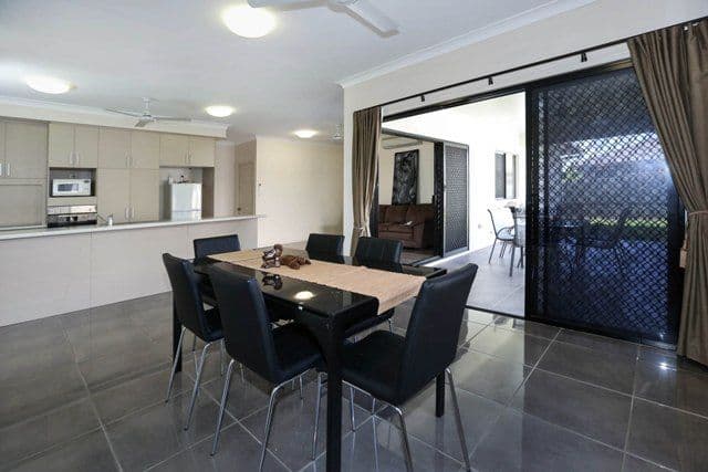 17 Westbrook Drive, IDALIA QLD 4811, Idalia - Thumbnail 2