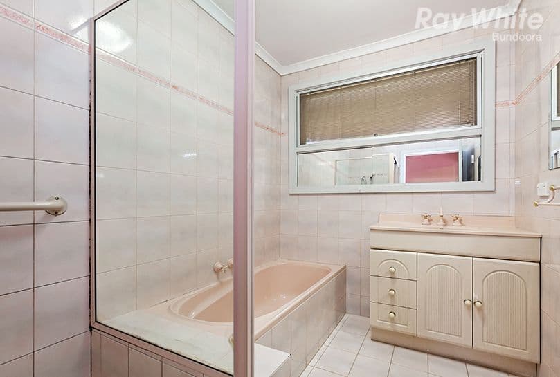 27 Kurrajong Crescent, Watsonia North VIC 3087, Watsonia North - Thumbnail 4