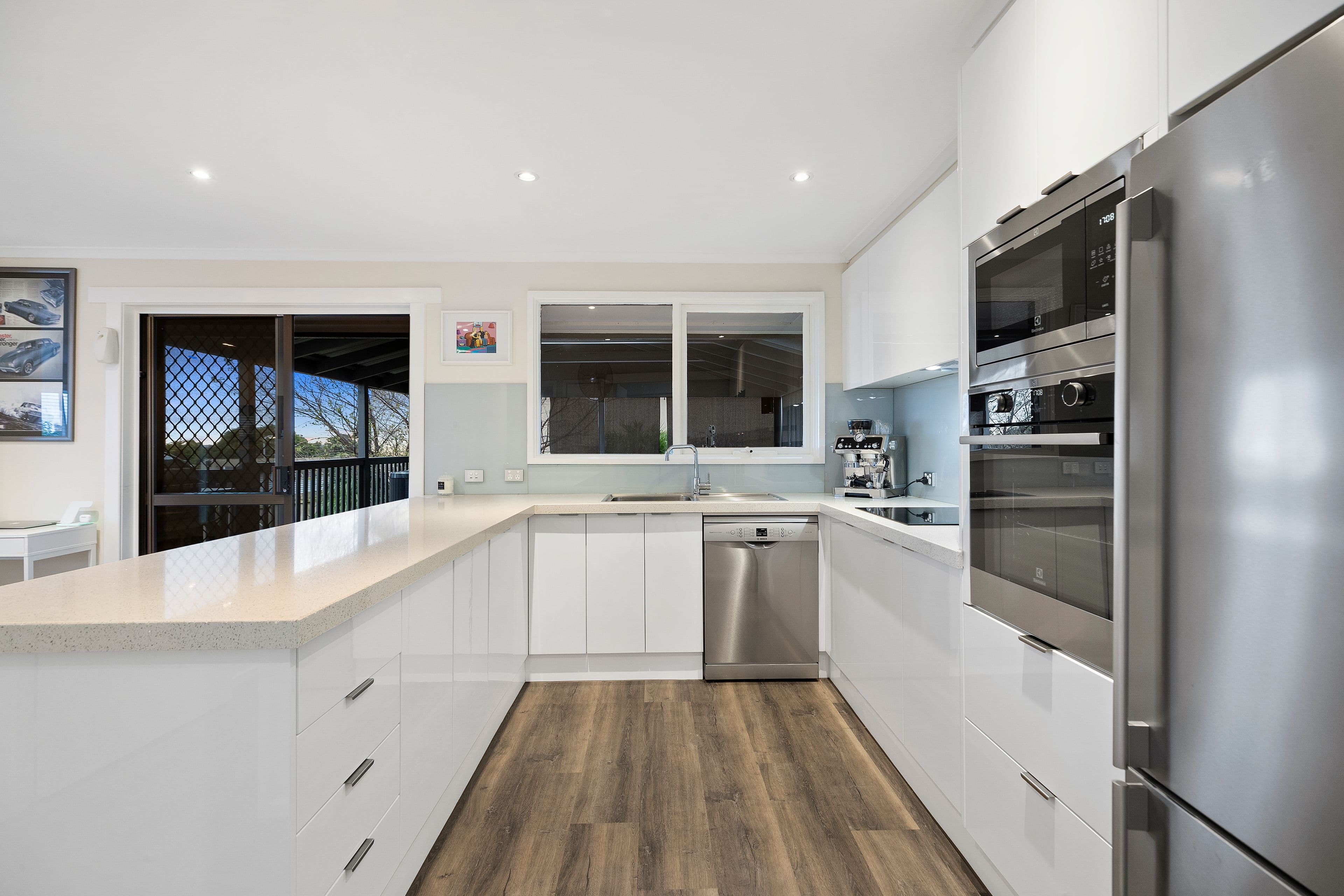 11 Stainsby Close, Endeavour Hills VIC 3802, Endeavour Hills - Thumbnail 3