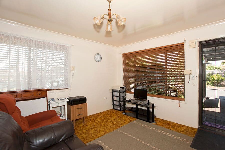 12 Ellis Street, Wilsonton QLD 4350, Wilsonton - Thumbnail 2
