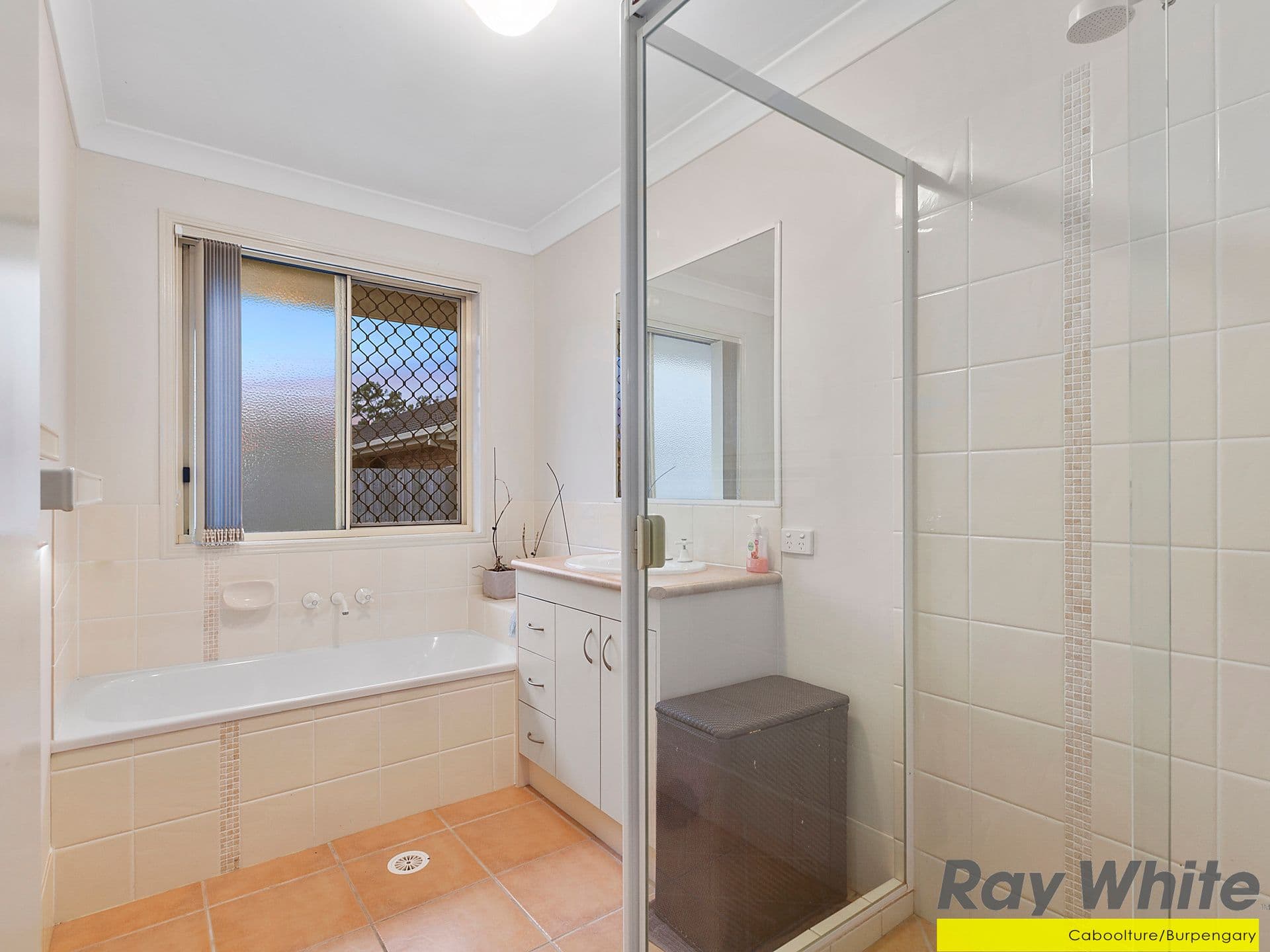4 Denson Street, Morayfield QLD 4506, Morayfield - Thumbnail 8