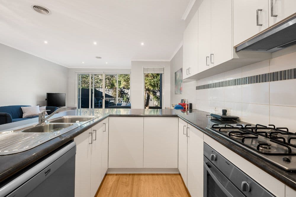 1 Carrabin Court, Knoxfield VIC 3180, Knoxfield - Thumbnail 2