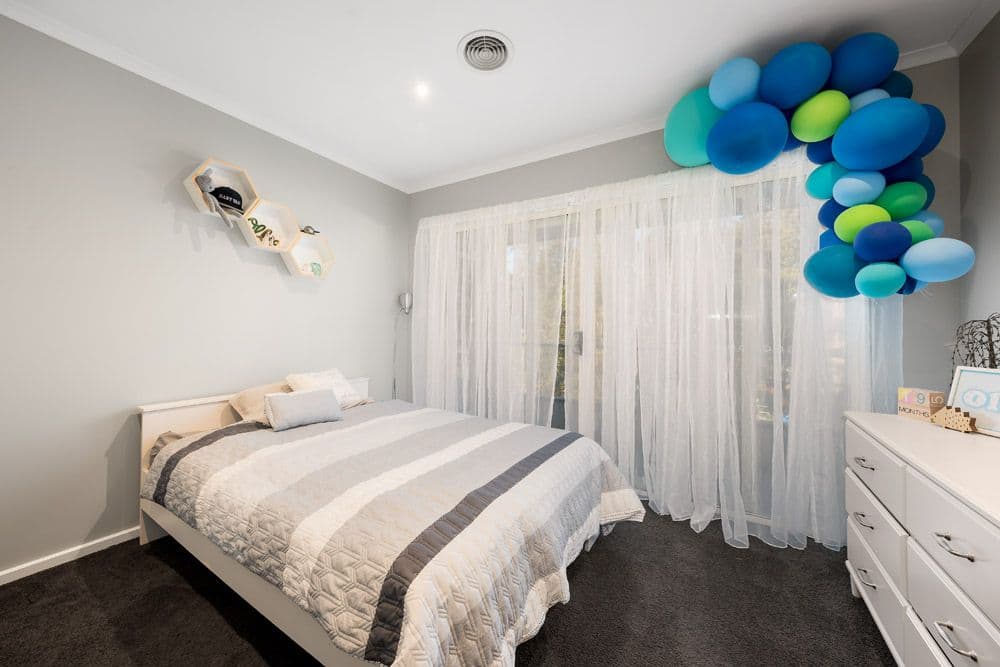 1 Carrabin Court, Knoxfield VIC 3180, Knoxfield - Thumbnail 4