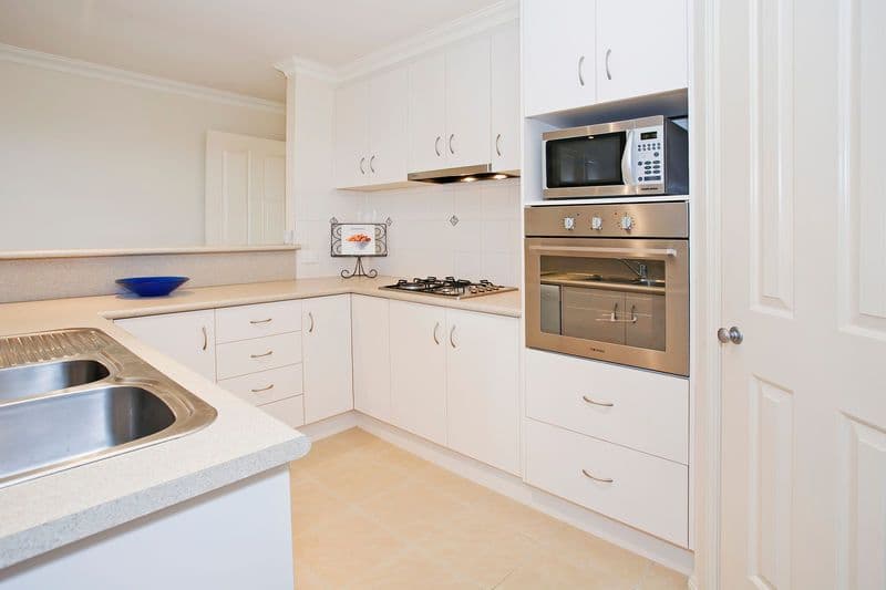 23 Haugh Street, LOVELY BANKS VIC 3221, Lovely Banks - Thumbnail 2
