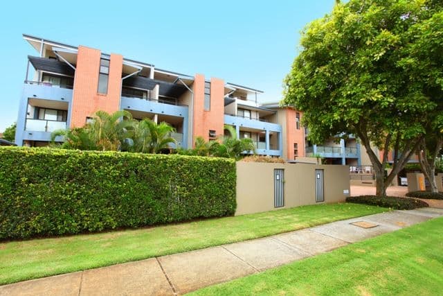 20 Illawong Street, SURFERS PARADISE QLD 4217, Surfers Paradise - Image 1