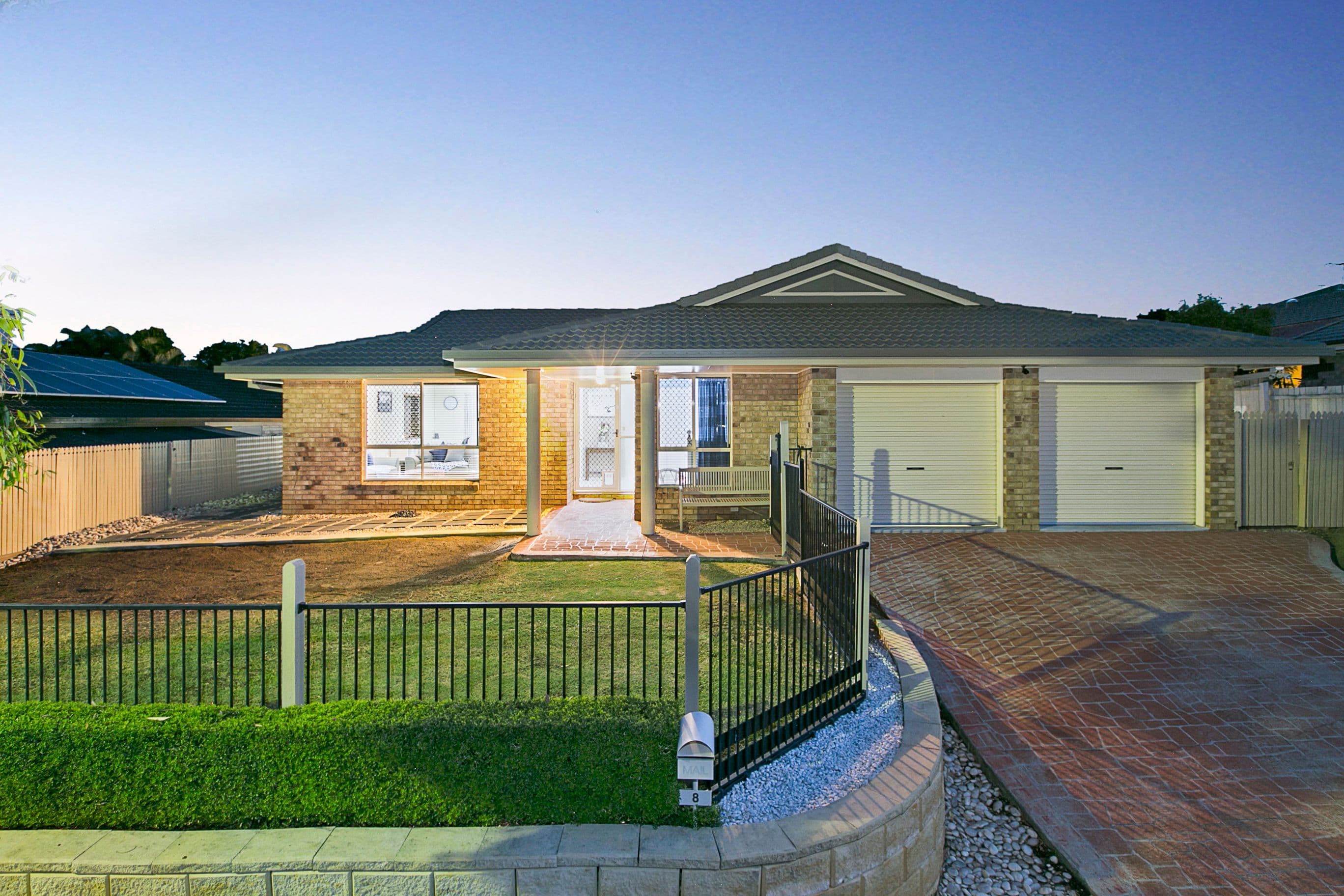 8 Johnston Avenue, Birkdale QLD 4159, Birkdale - Thumbnail 2