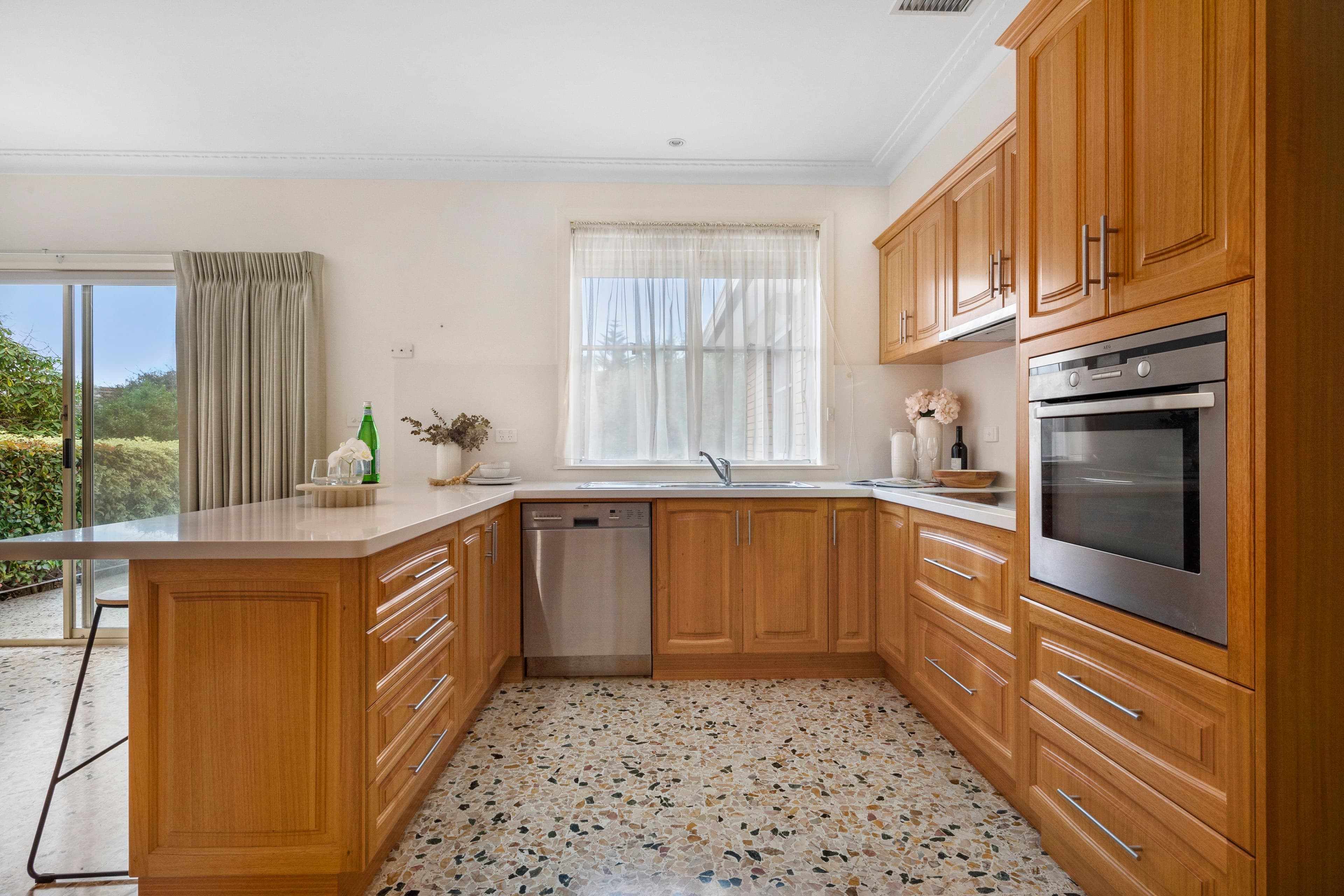 176 Huntingdale Road, Oakleigh East VIC 3166, Oakleigh East - Thumbnail 5