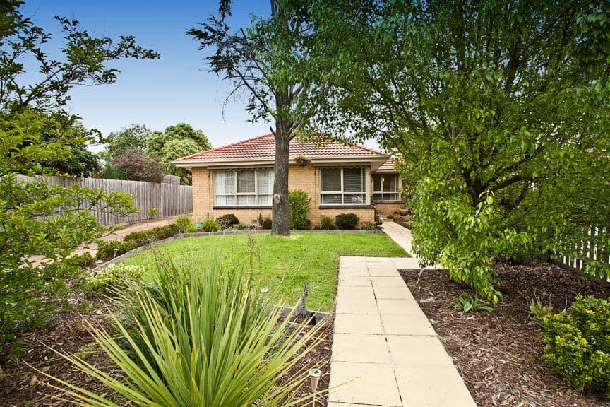 5 Carmichael Court, GLEN WAVERLEY VIC 3150, Glen Waverley - Image 1
