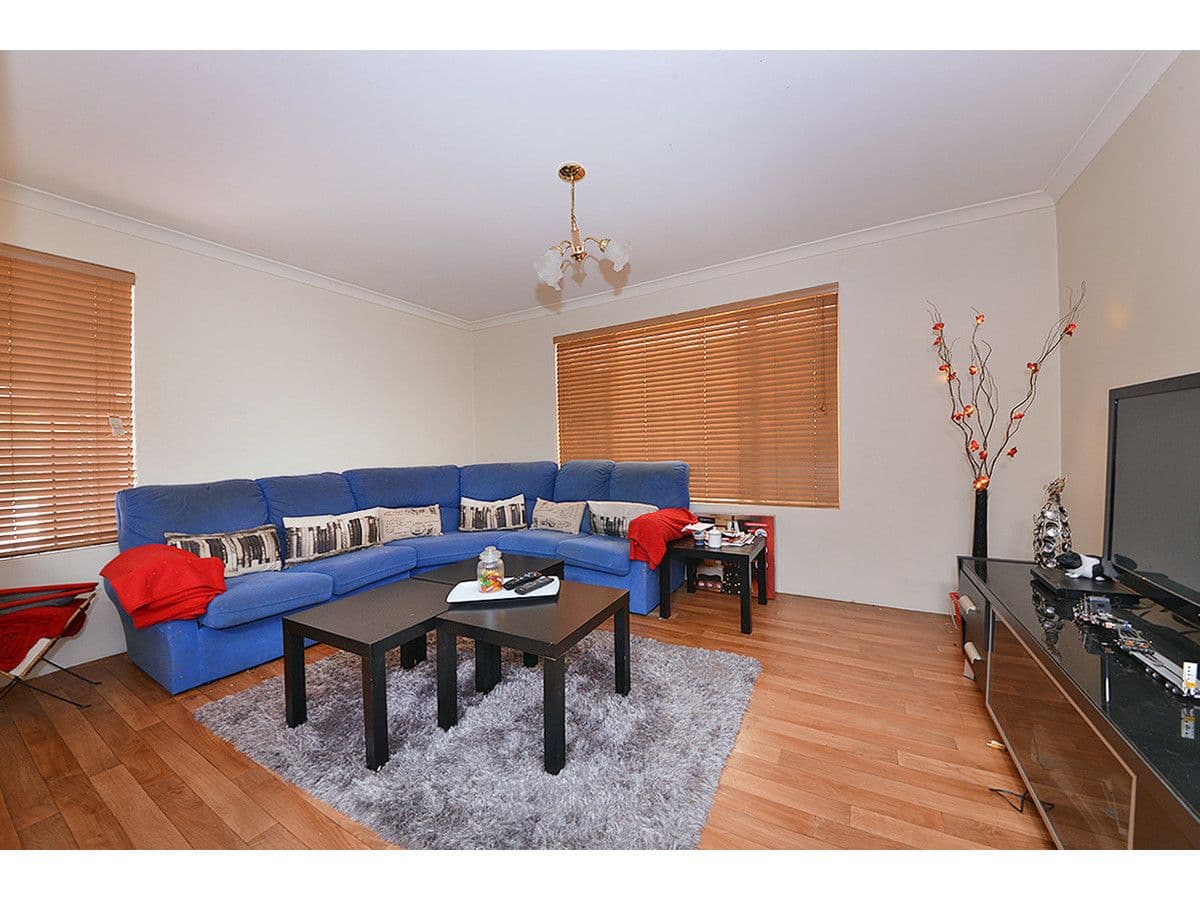 31 Dorneywood Way, Landsdale WA 6065, Landsdale - Thumbnail 4