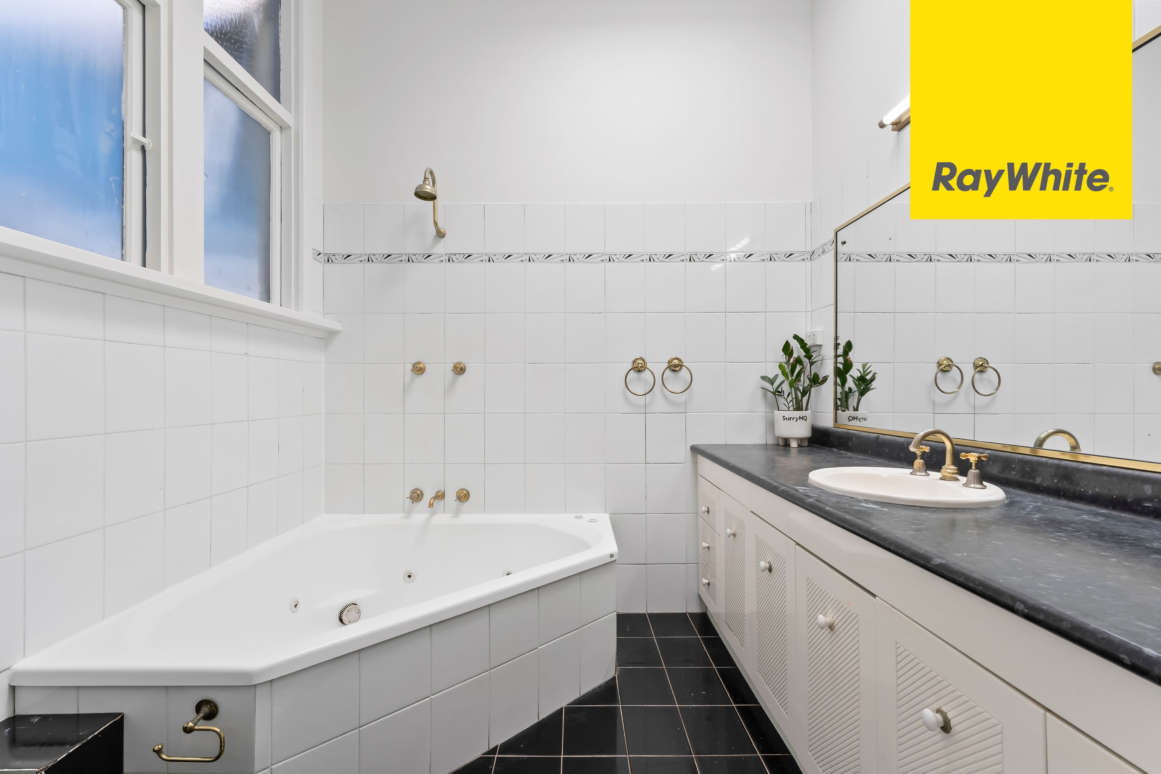 3 Braidwood Avenue, North Epping NSW 2121, North Epping - Thumbnail 3