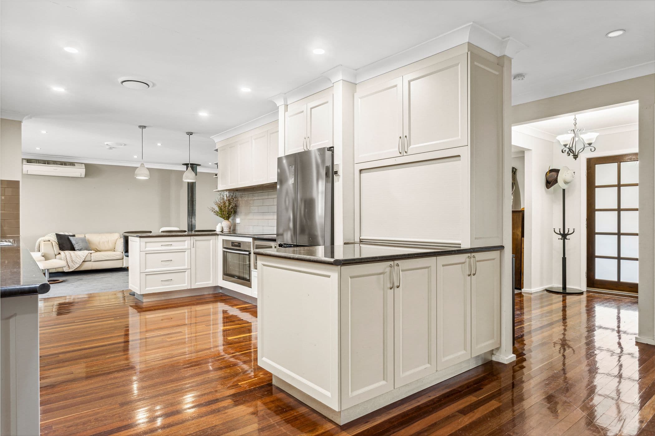 76 Beauchamp Street, Kyneton VIC 3444, Kyneton - Thumbnail 2