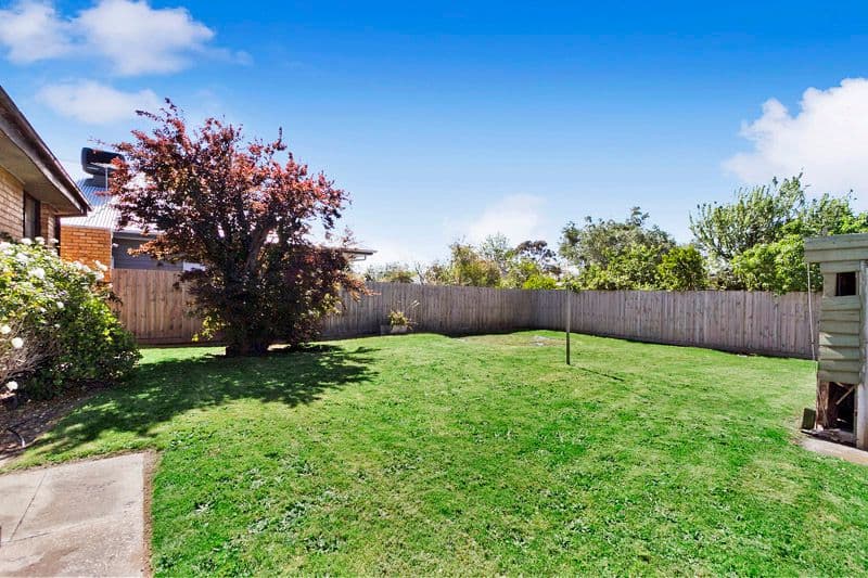 9 Warren Road, CHELTENHAM VIC 3192, Cheltenham - Thumbnail 3