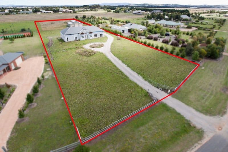 11 The Ridge, OAKLANDS JUNCTION VIC 3063, Oaklands Junction - Image 1