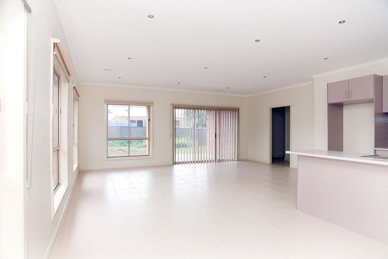 12 Yoemans Street, MERNDA VIC 3754, Mernda - Thumbnail 8