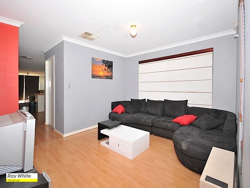 45 Centre Circle, ELLENBROOK WA 6069, Ellenbrook - Thumbnail 4