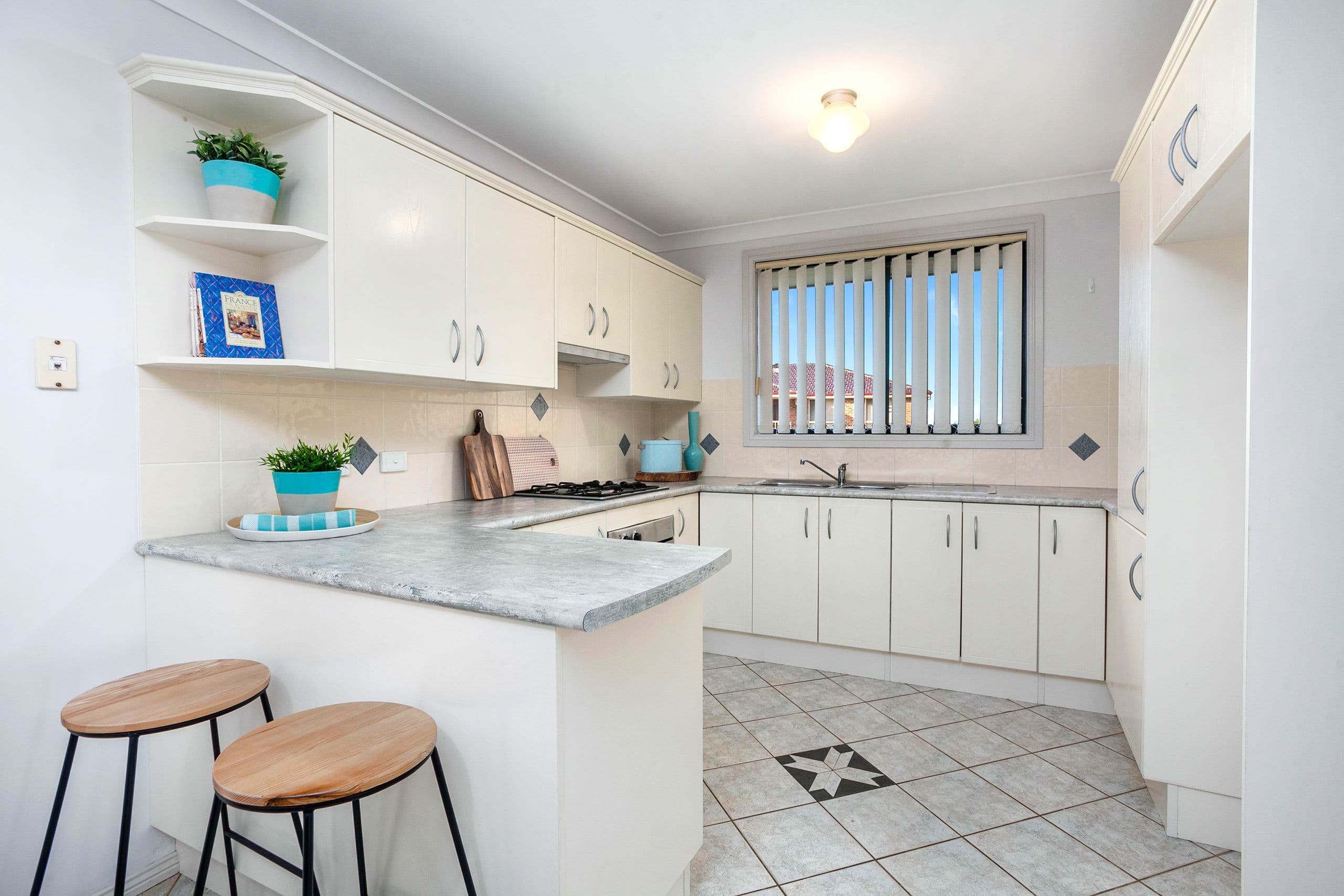 2 Yarle Crescent, Flinders NSW 2529, Flinders - Thumbnail 4