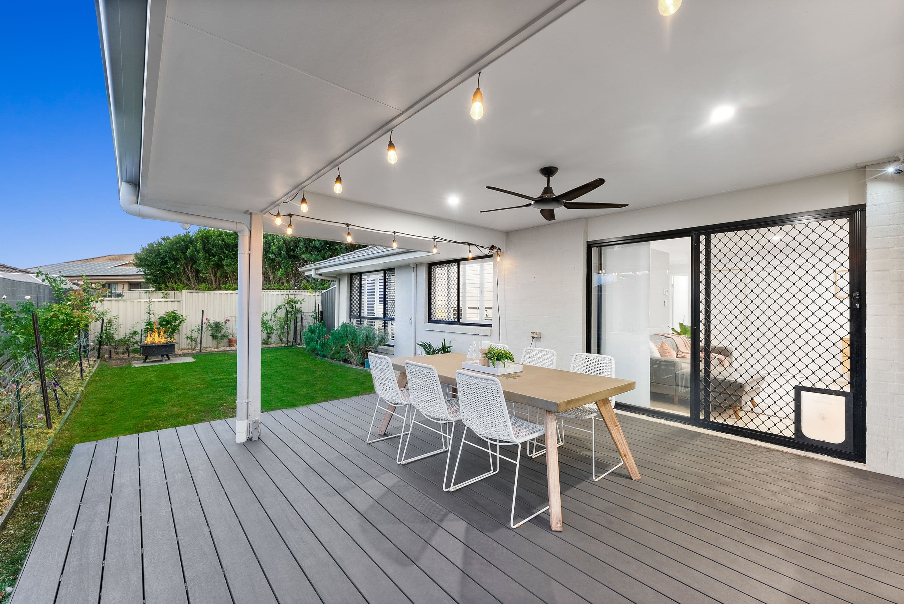 19 Toby Close, Kallangur QLD 4503, Kallangur - Image 1