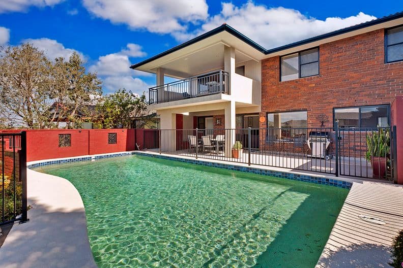 18 Connemara Avenue, KILLARNEY HEIGHTS NSW 2087, Killarney Heights - Image 1