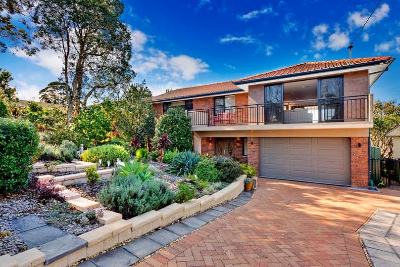 18 Connemara Avenue, KILLARNEY HEIGHTS NSW 2087, Killarney Heights - Thumbnail 4