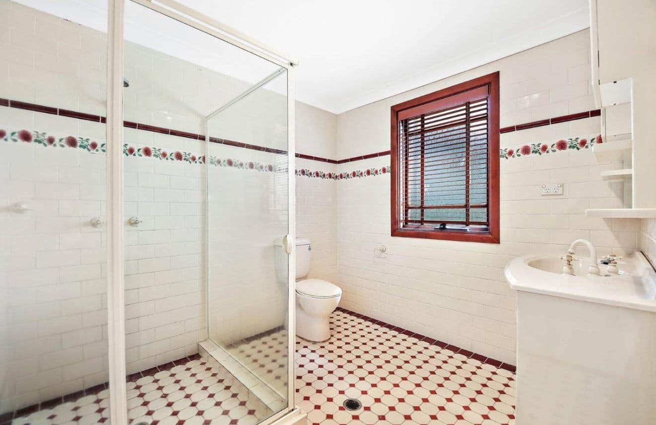 25 Gnarbo Avenue, Carss Park - Thumbnail 6