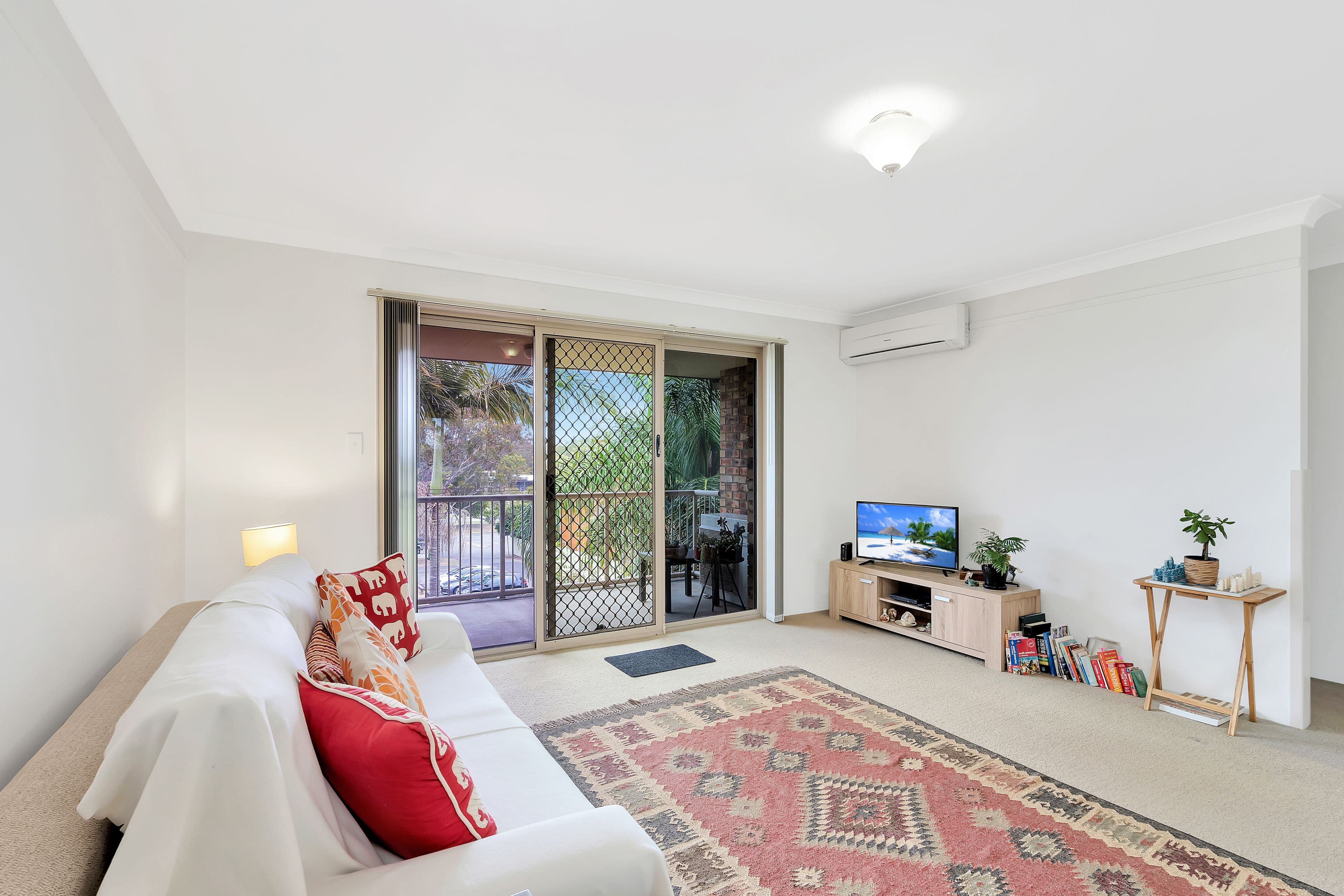 52 Whitby Street, Southport QLD 4215, Southport - Thumbnail 3