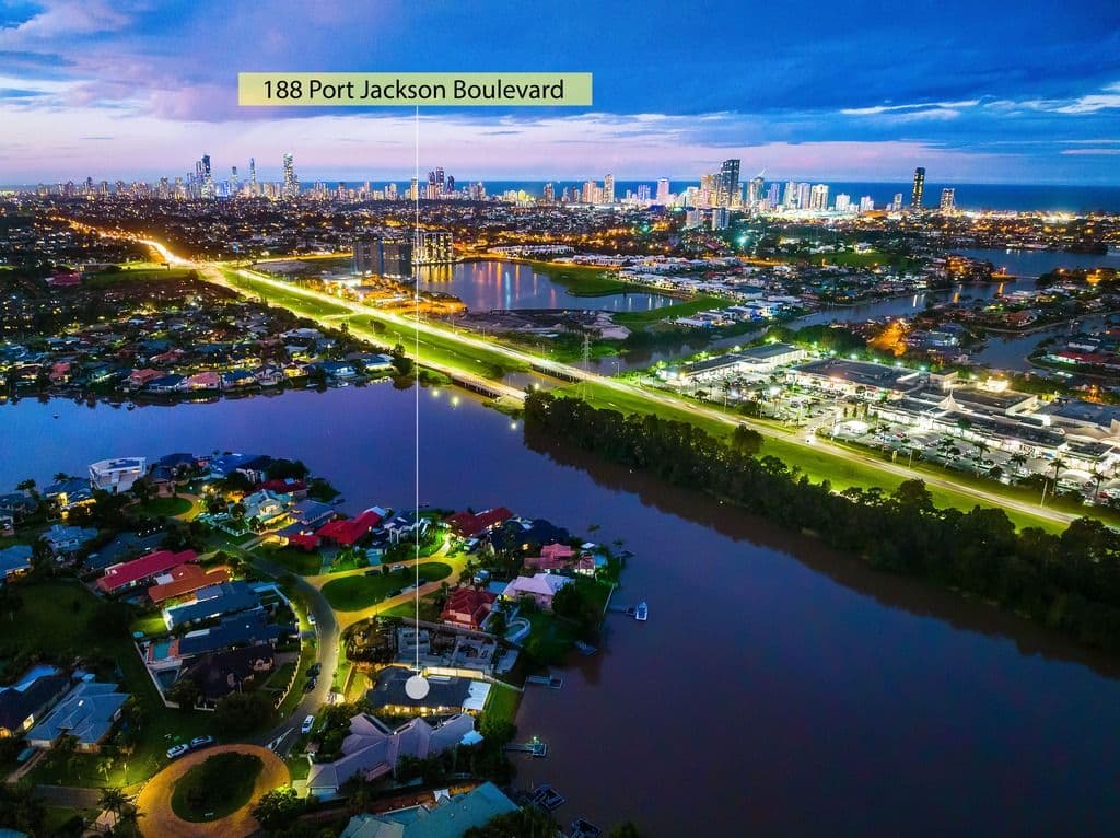 188 Port Jackson Boulevard, Clear Island Waters QLD 4226, Clear Island Waters - Thumbnail 5