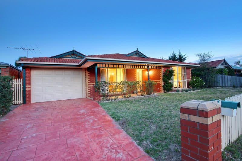 8 Ellinbank Crescent, MORNINGTON VIC 3931, Mornington - Image 1