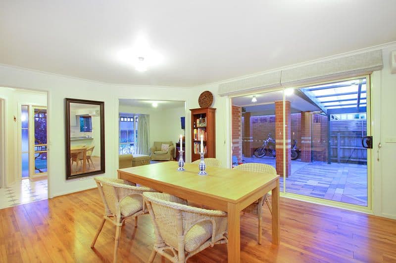 8  Ellinbank Crescent, MORNINGTON VIC 3931, Mornington - Thumbnail 2