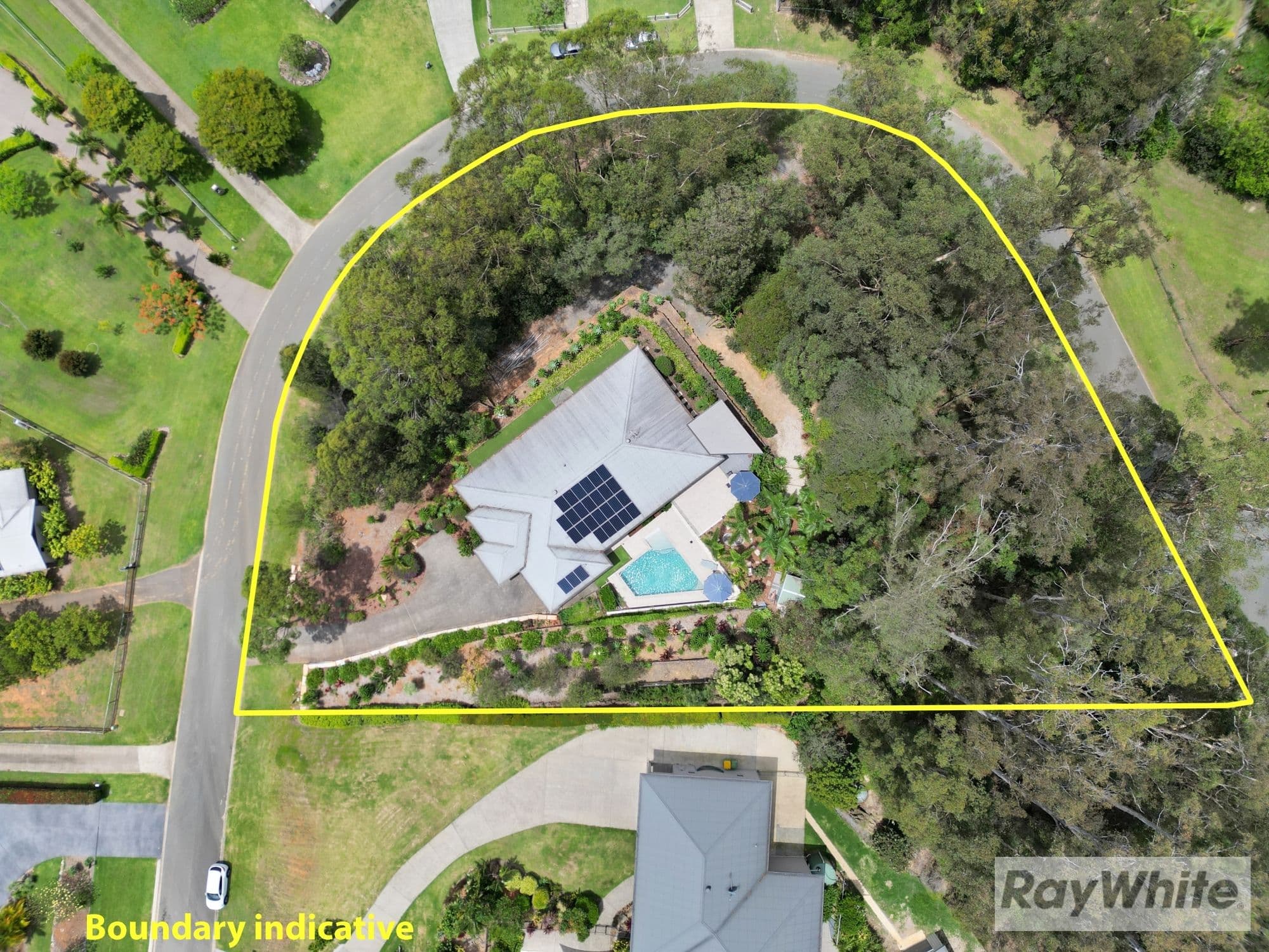 13 Friarbird Crescent, Bonogin QLD 4213, Bonogin - Thumbnail 2