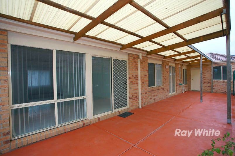 31 Hunt Club Boulevard, CRANBOURNE EAST VIC 3977, Cranbourne East - Thumbnail 3
