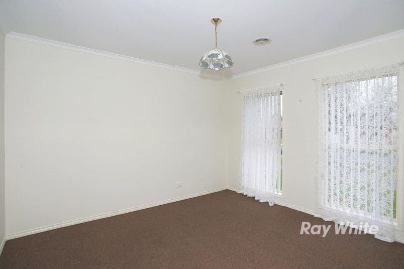 31 Hunt Club Boulevard, CRANBOURNE EAST VIC 3977, Cranbourne East - Thumbnail 6
