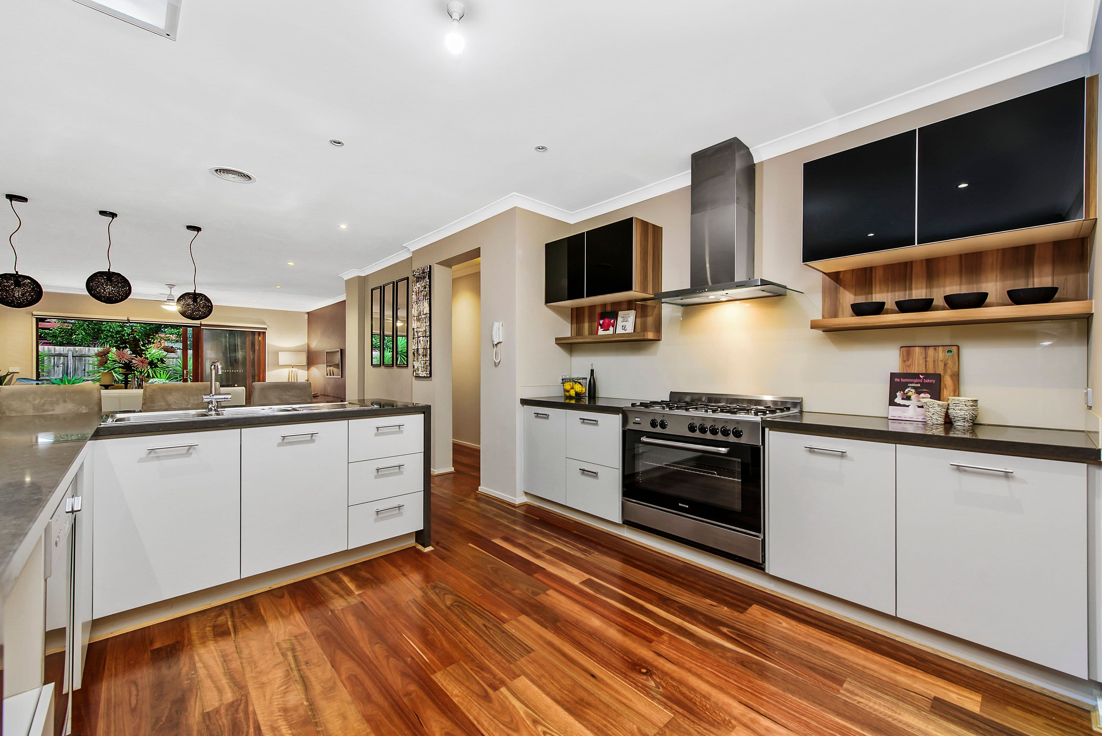 17 Bond Street, Taylors Hill VIC 3037, Taylors Hill - Thumbnail 3