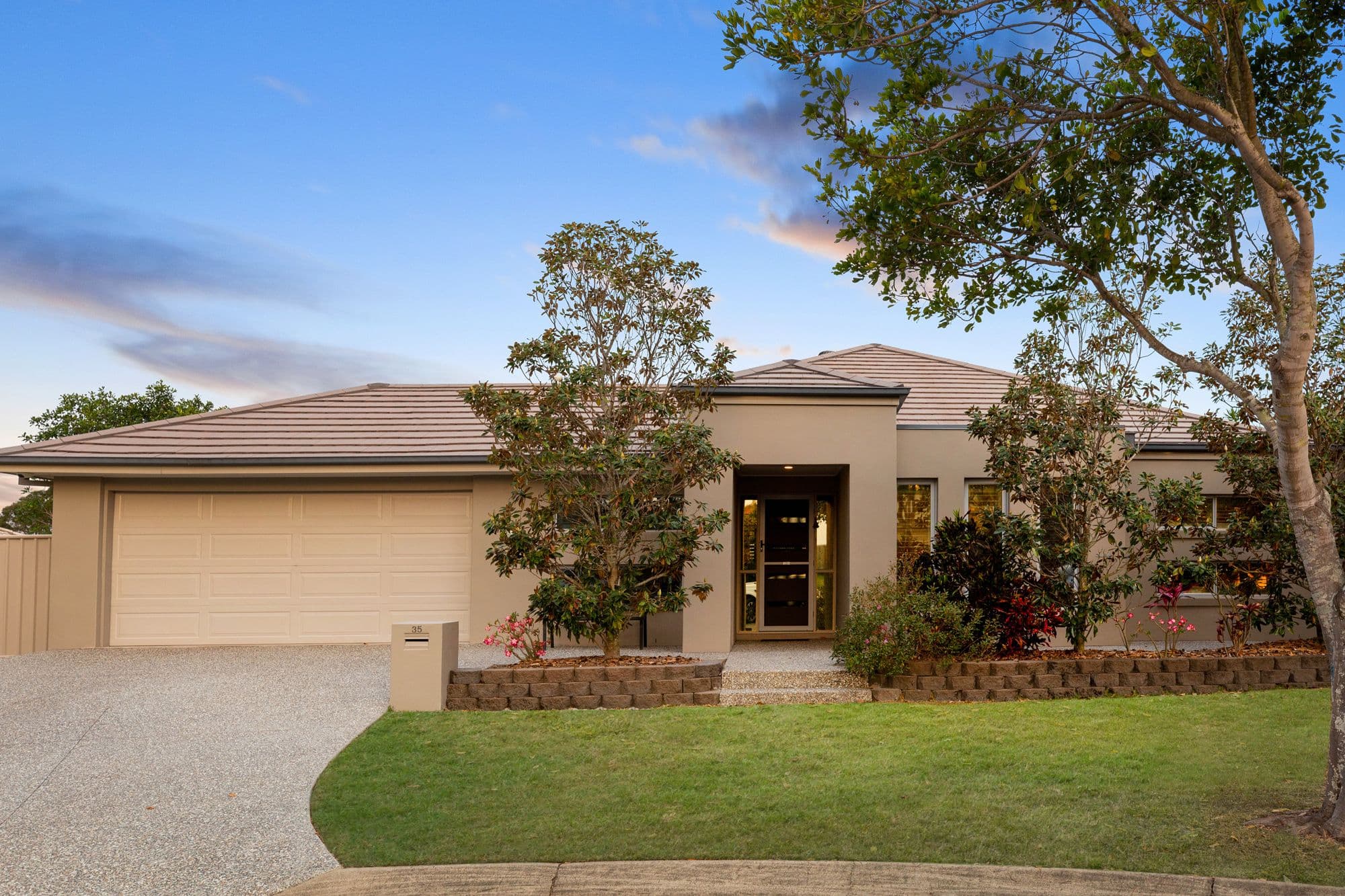 35 Pickering Place, Upper Kedron QLD 4055, Upper Kedron - Image 1