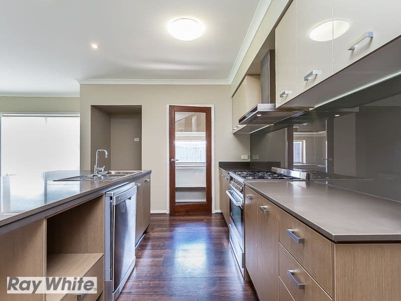 15 Hartley Crescent, North Lakes QLD 4509, North Lakes - Thumbnail 2