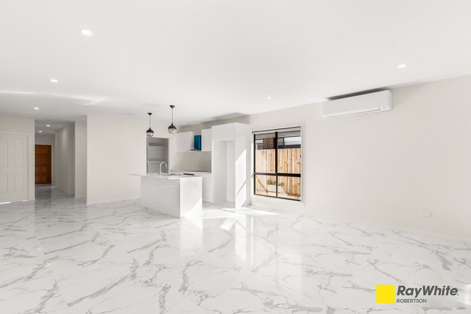 20 Dora Court, Logan Reserve QLD 4133, Logan Reserve - Thumbnail 2