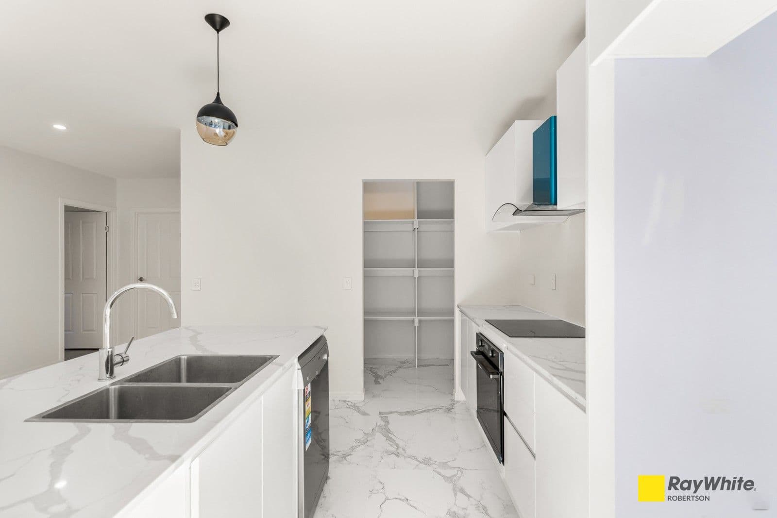 20 Dora Court, Logan Reserve QLD 4133, Logan Reserve - Thumbnail 4