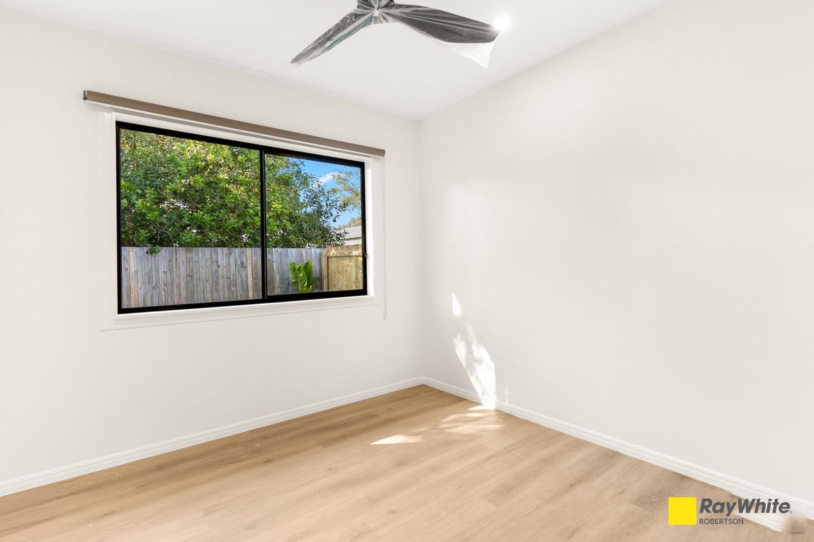 20 Dora Court, Logan Reserve QLD 4133, Logan Reserve - Thumbnail 5