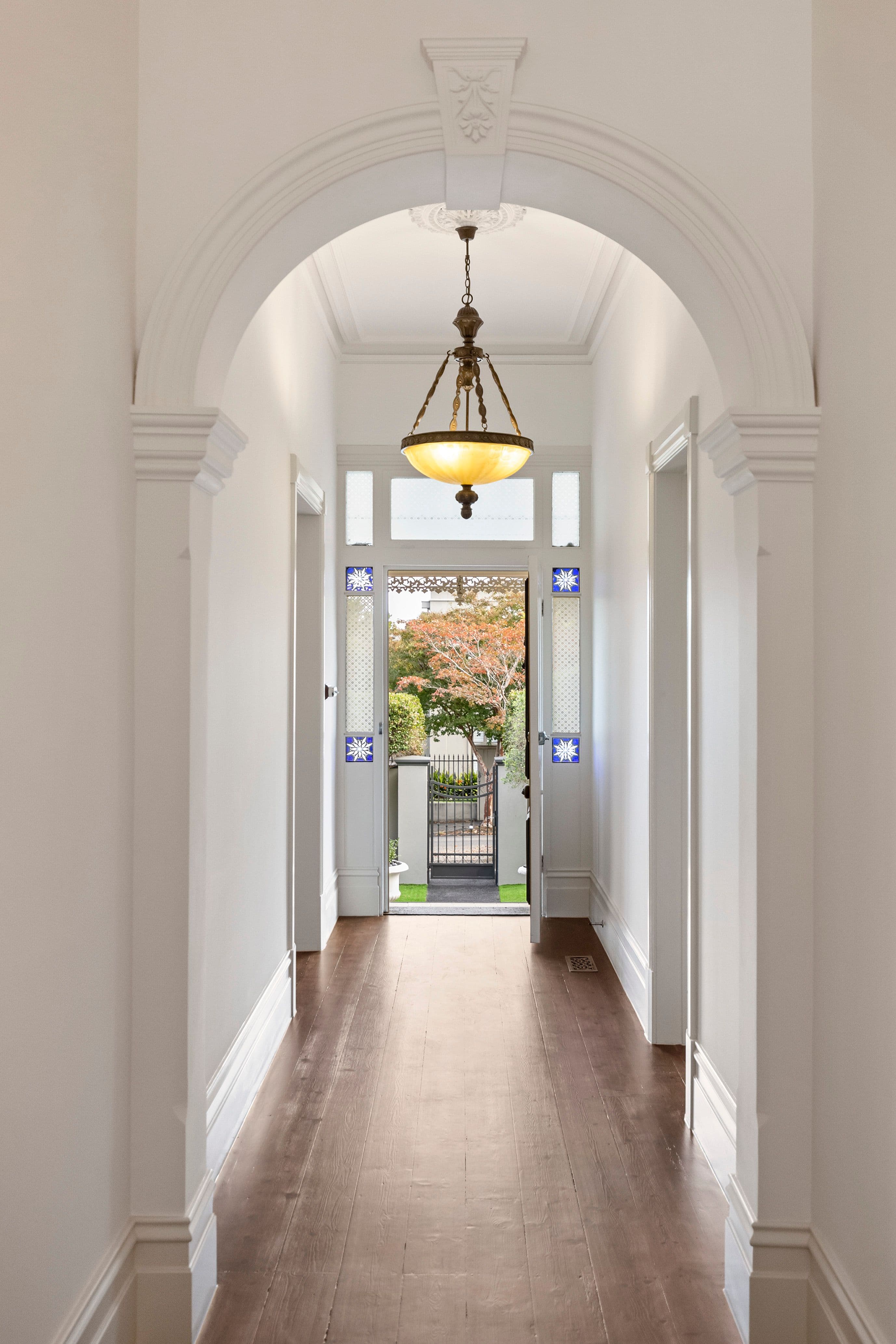 9 Avenue Road, Camberwell VIC 3124, Camberwell - Thumbnail 2