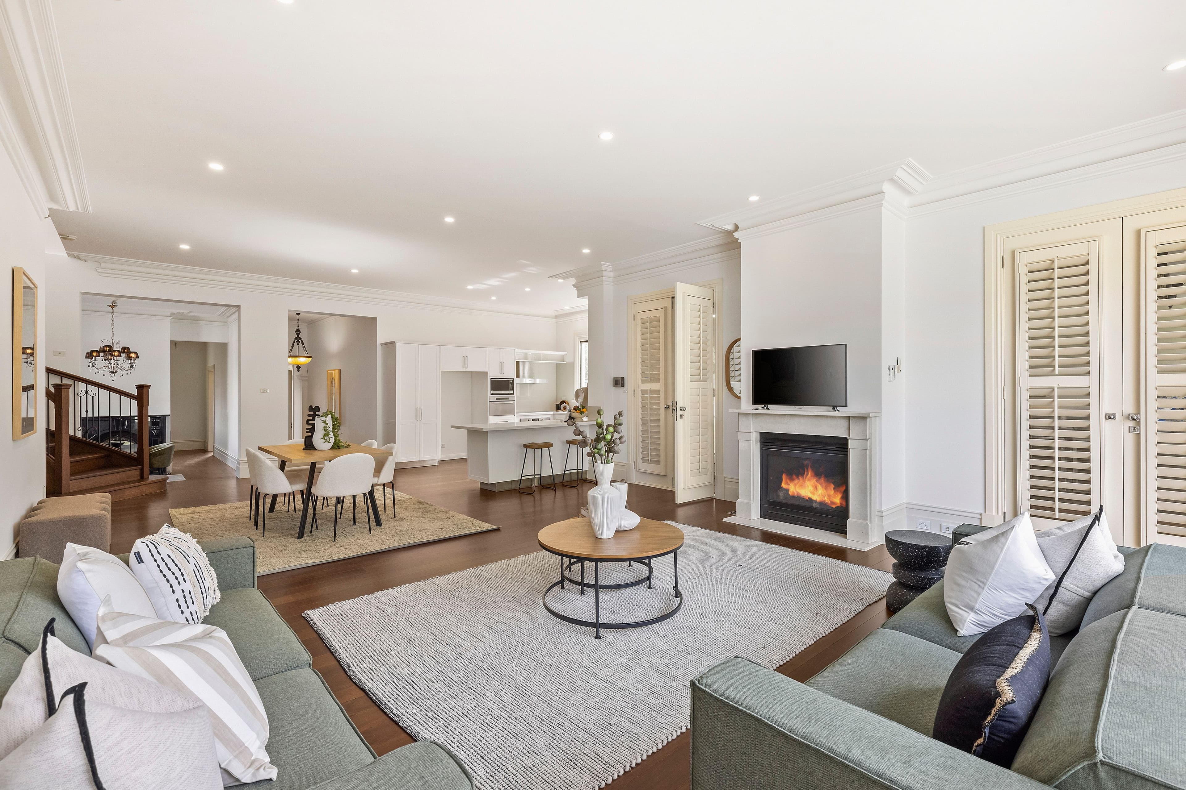 9 Avenue Road, Camberwell VIC 3124, Camberwell - Thumbnail 4