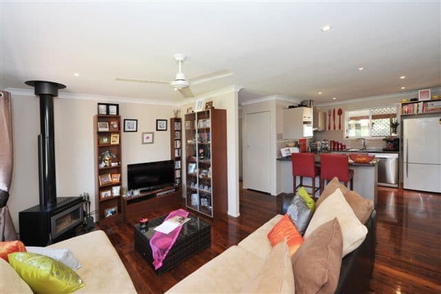 4 Maplewood Drive, DARLING HEIGHTS QLD 4350, Darling Heights - Thumbnail 4