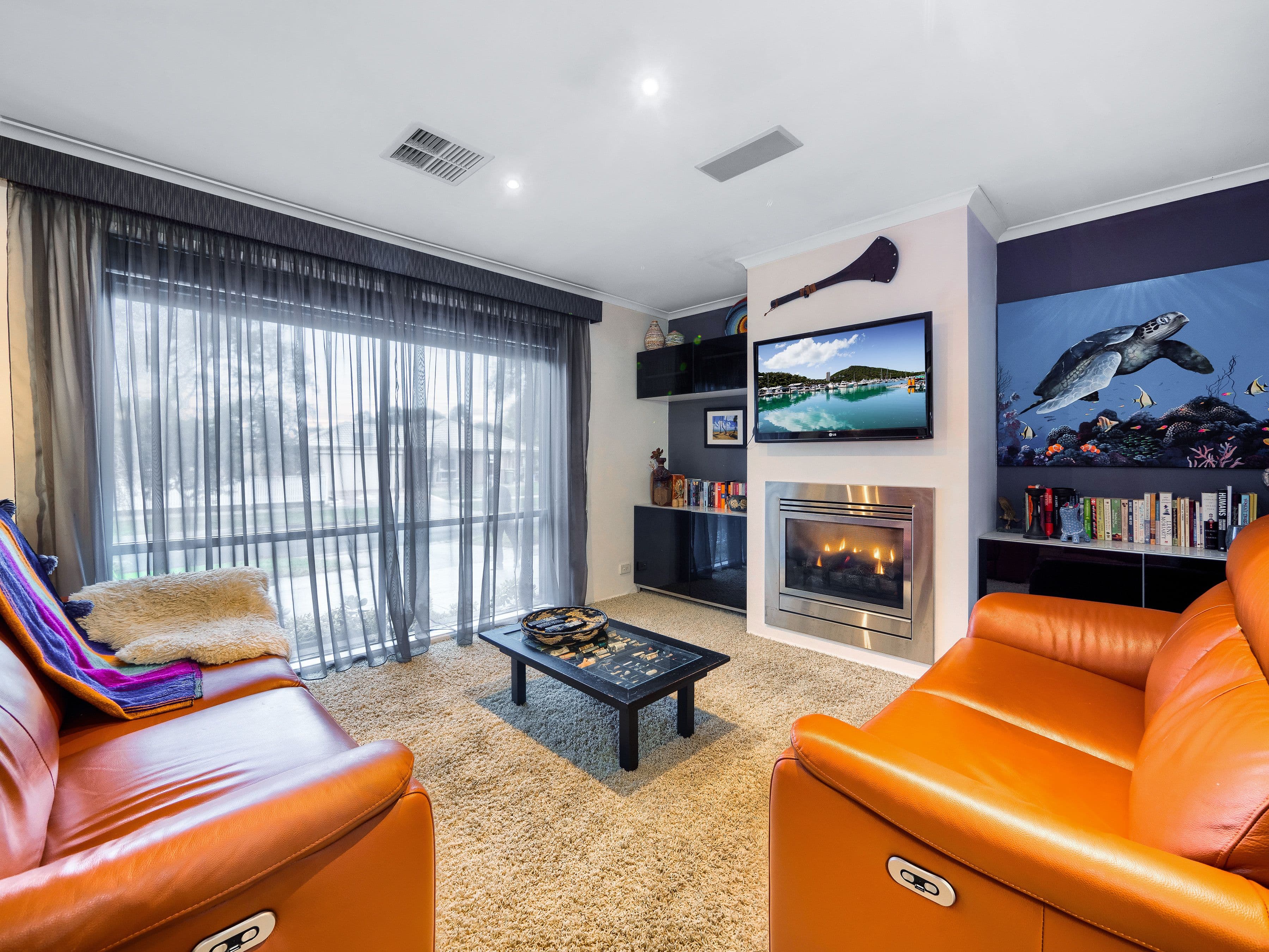12 Lansell Drive, Cranbourne North VIC 3977, Cranbourne North - Thumbnail 2